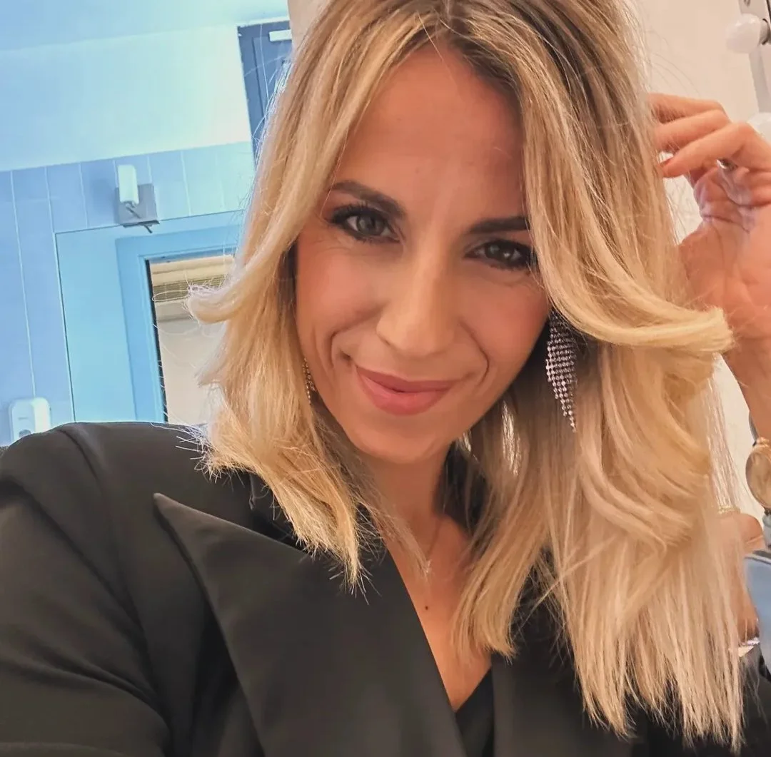 Giulia Mizzoni hot italian journalist main image