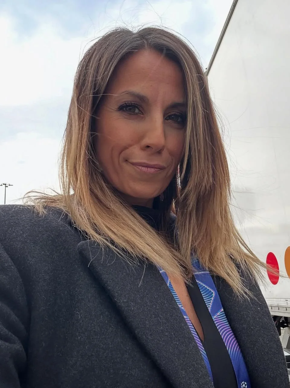 Giulia Mizzoni hot italian journalist image 18