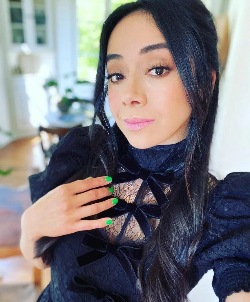 Aimee Garcia Hot Ass & Small Breast & BangingBody Makes Me Throb! She Such A Gorgeous CockTease 🥵🤤 image 22