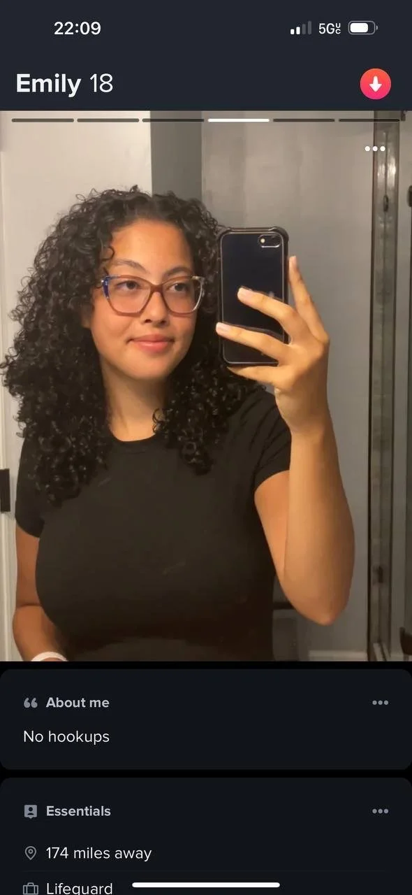 Tinder slut exposed image 2