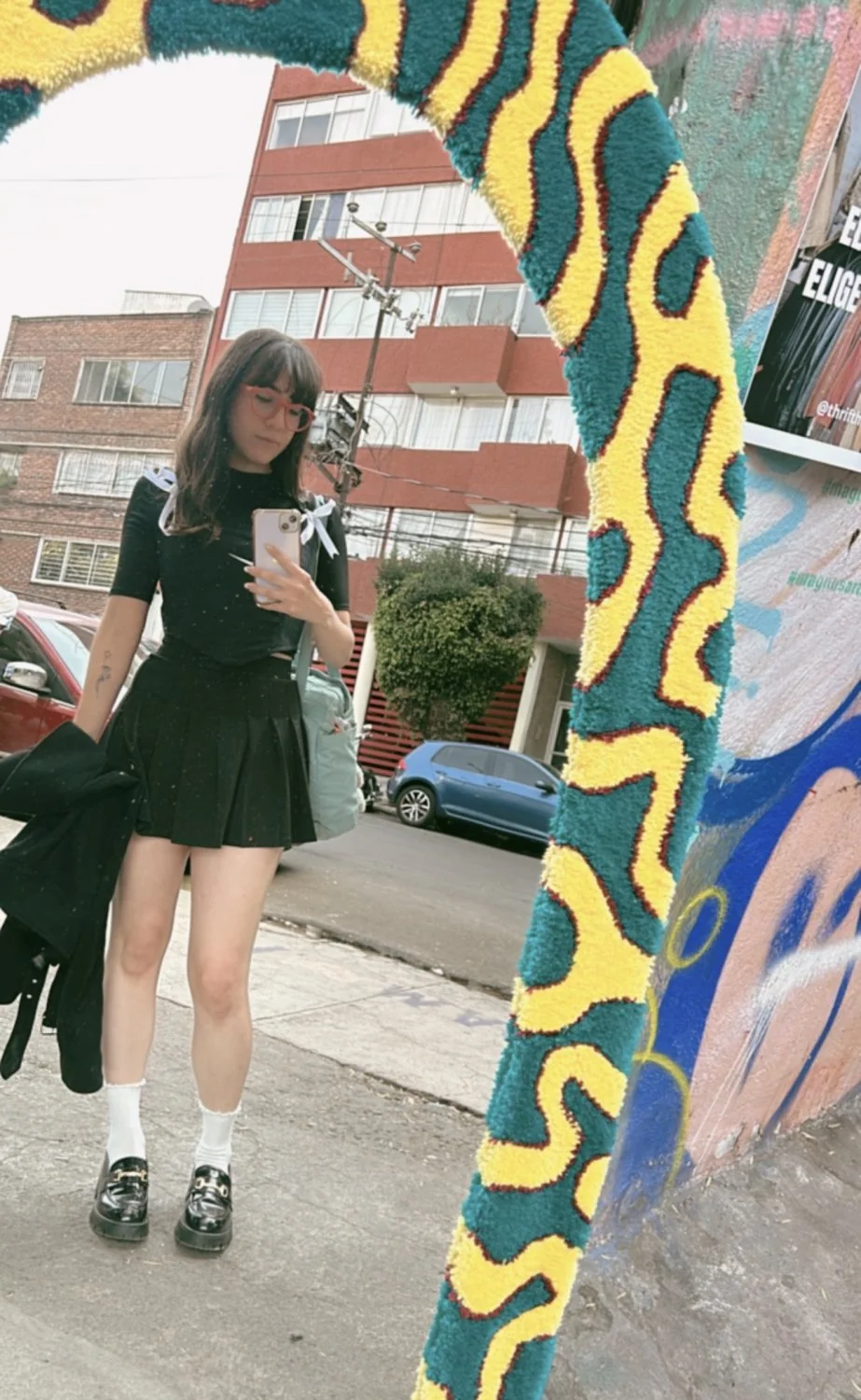 Confiesa que le encantan las vergas grandotas, le encanta que las pueda agarrar con dos manos image 4
