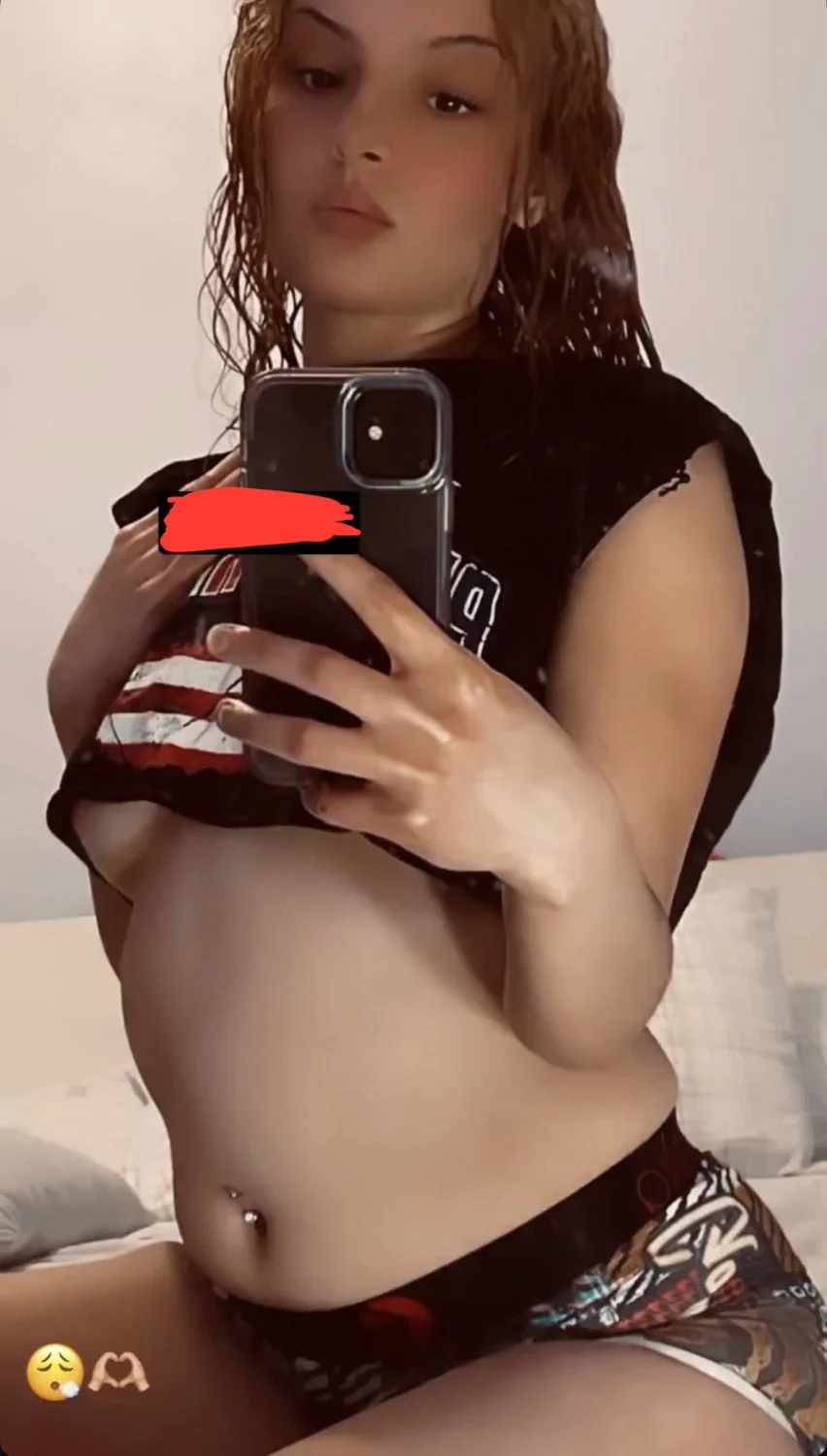 ABG Latina takes the best backshots for her BBC image 3