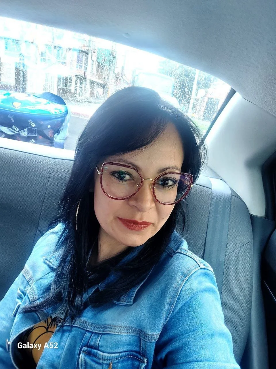 Milf colombiana aporte de su pareja image 5
