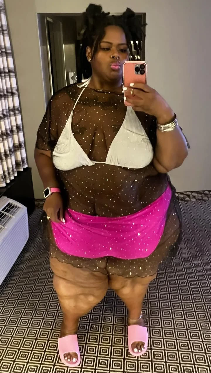 Cute Chunky Ebony Bbw Dat Luv Her Ass Out I'd Beat That Asshole Up & I Would Not Pull Out 103 image 24