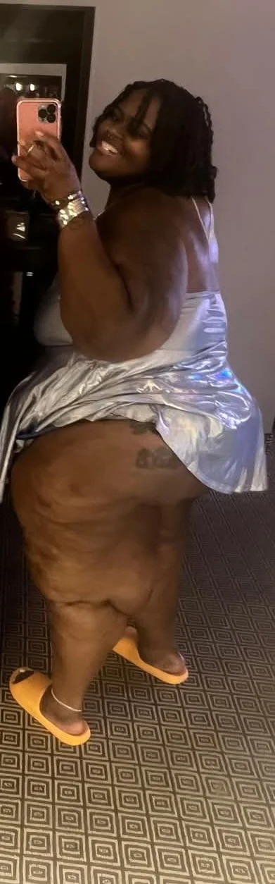 Cute Chunky Ebony Bbw Dat Luv Her Ass Out I'd Beat That Asshole Up & I Would Not Pull Out 103 image 39
