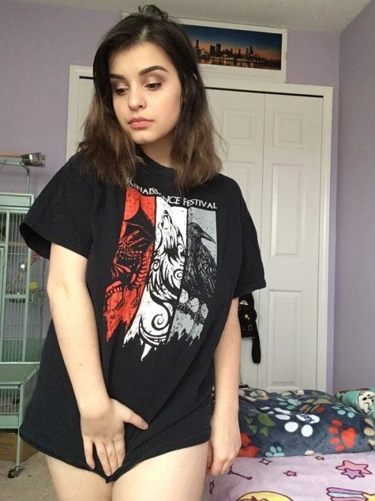 Huge tits on this model - ɹq image 16