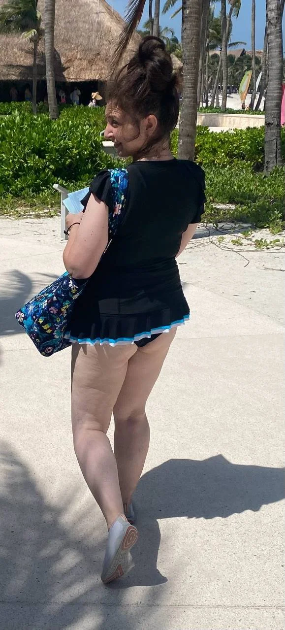 Allison 50 the perfect Mature Fucktoy image 2
