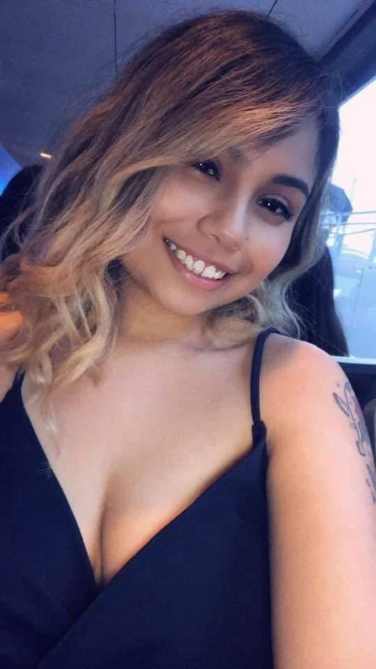 Chicago hotel manager Dm for nudes image 3