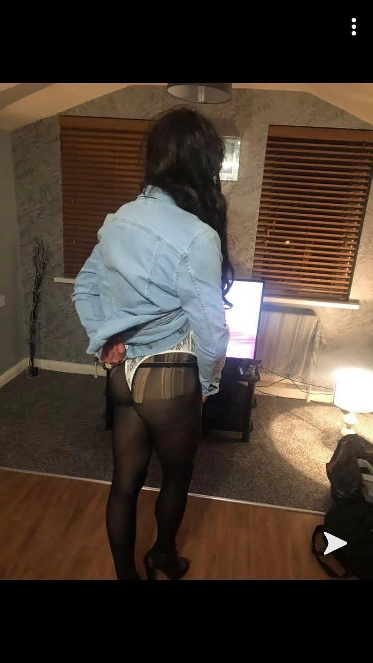 Irish sluts irl image 4