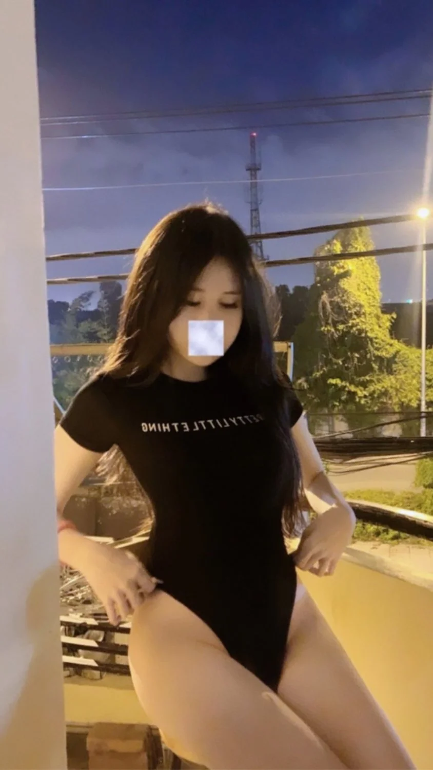 Ladyboy vanie image 10