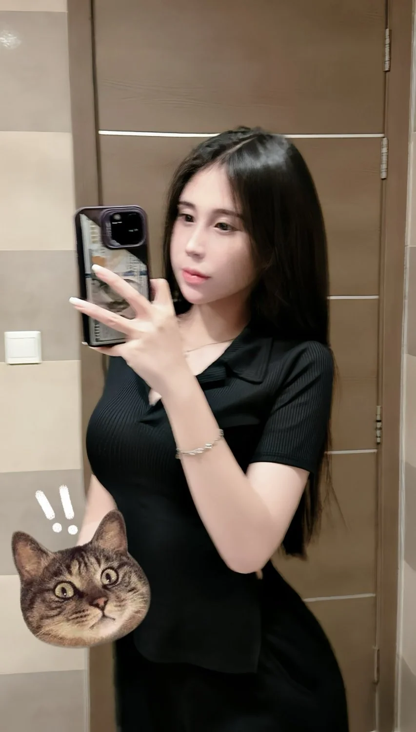 Ladyboy vanie image 5