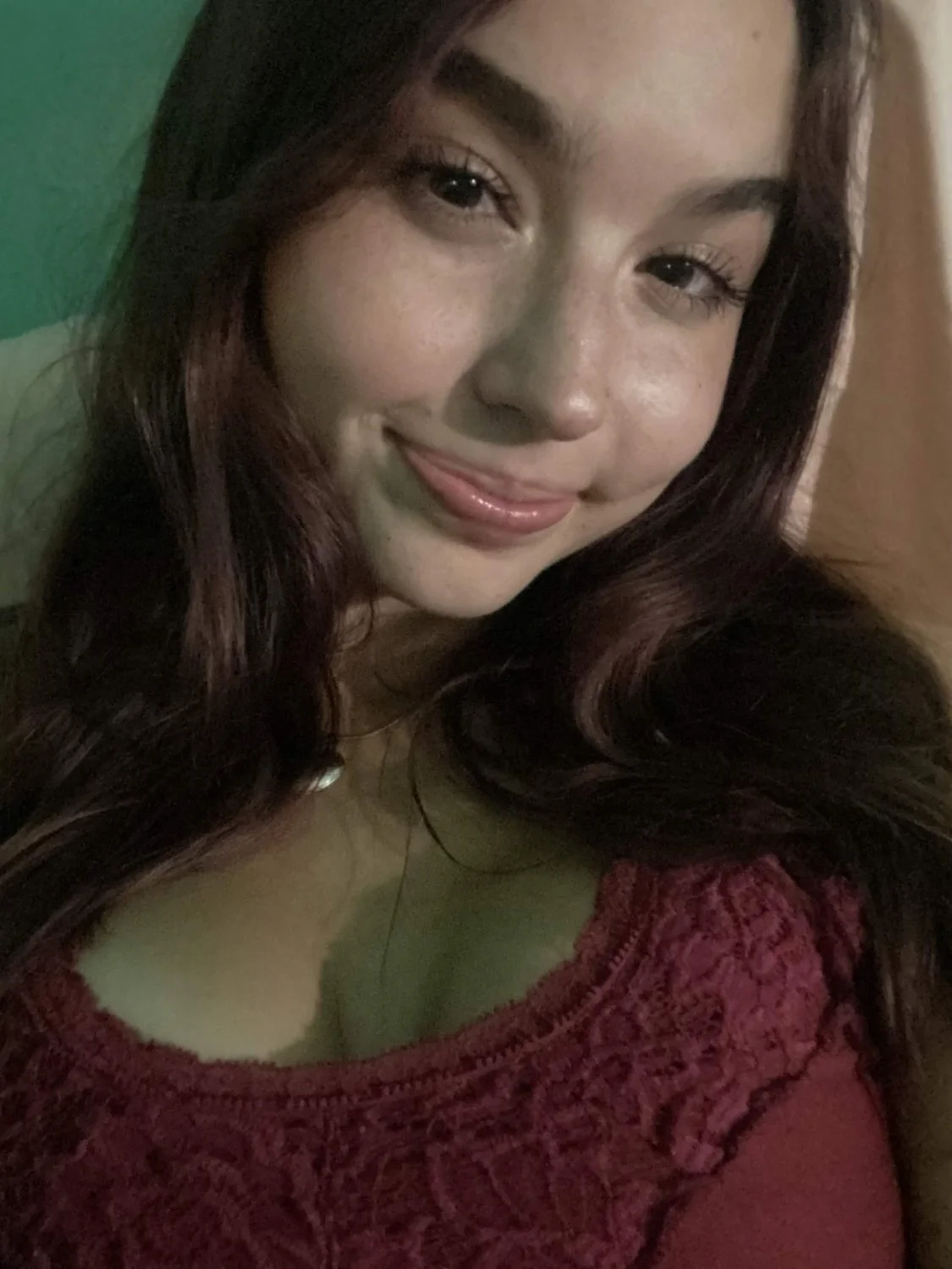 Hot 21yo slut Faith, from spain image 4