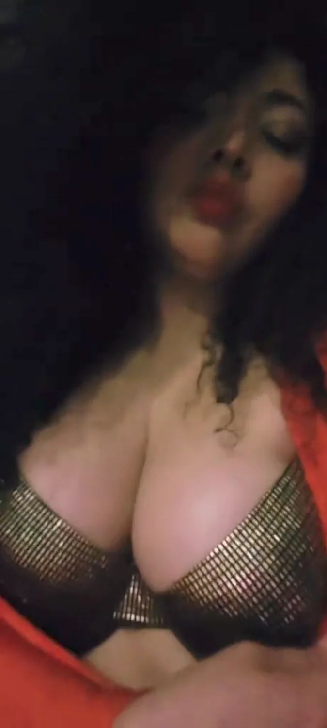 Sexy milf boobs image 5