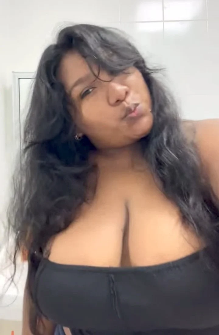 Kitty Curvyy Sexy image 39