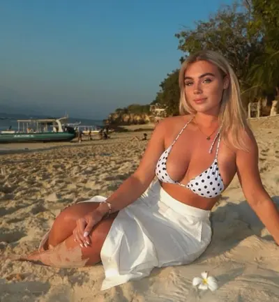 Huge tits hot Dutch slut cover image