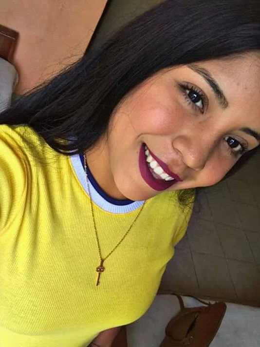 Lesly de Jardines de Arboledas Altamira esposa Infiel image 9