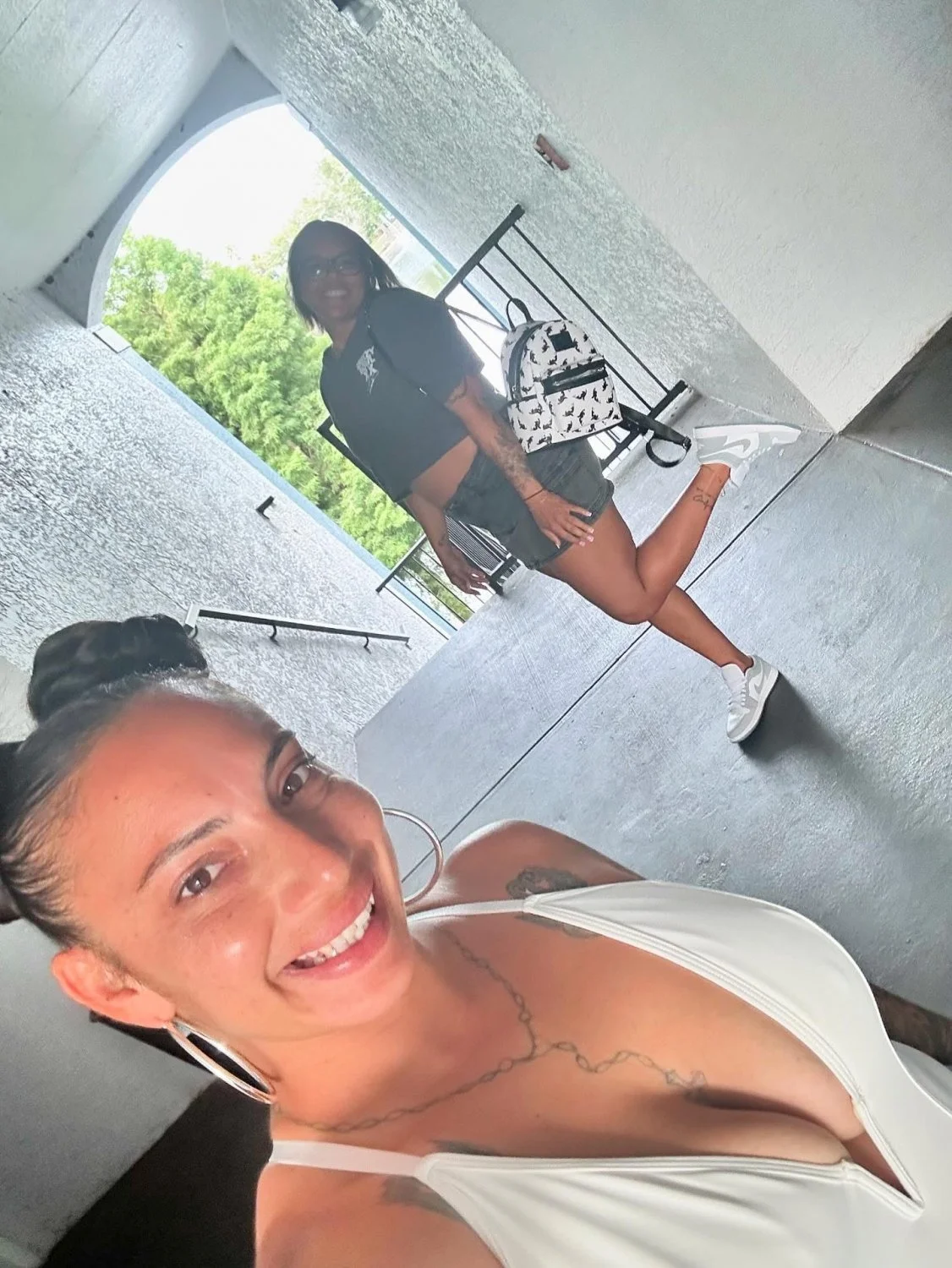 Thick Spanish Florida Milf image 7