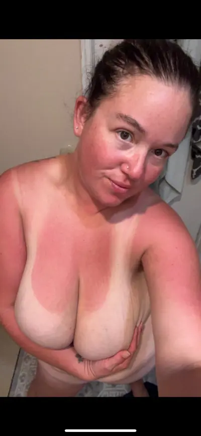 Sun tan big juicy white milkers cover image