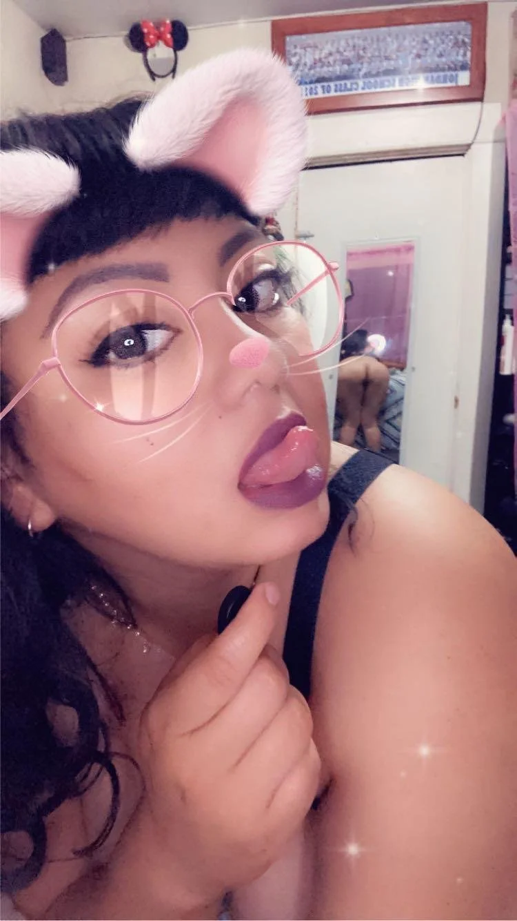 Random hoes pt 5 image 4