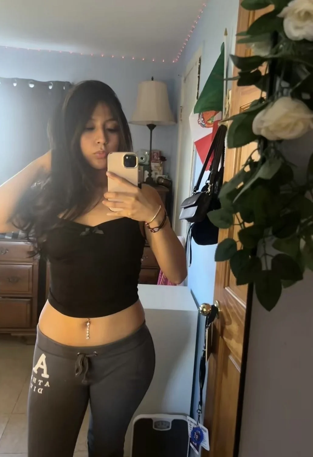 Dm me to trib and trade irl teen sluts image 7