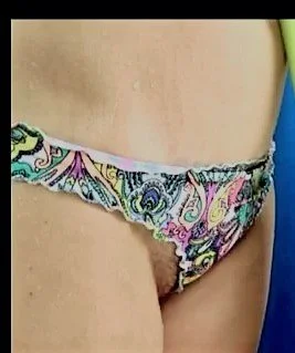 MILF pussy slip image 12