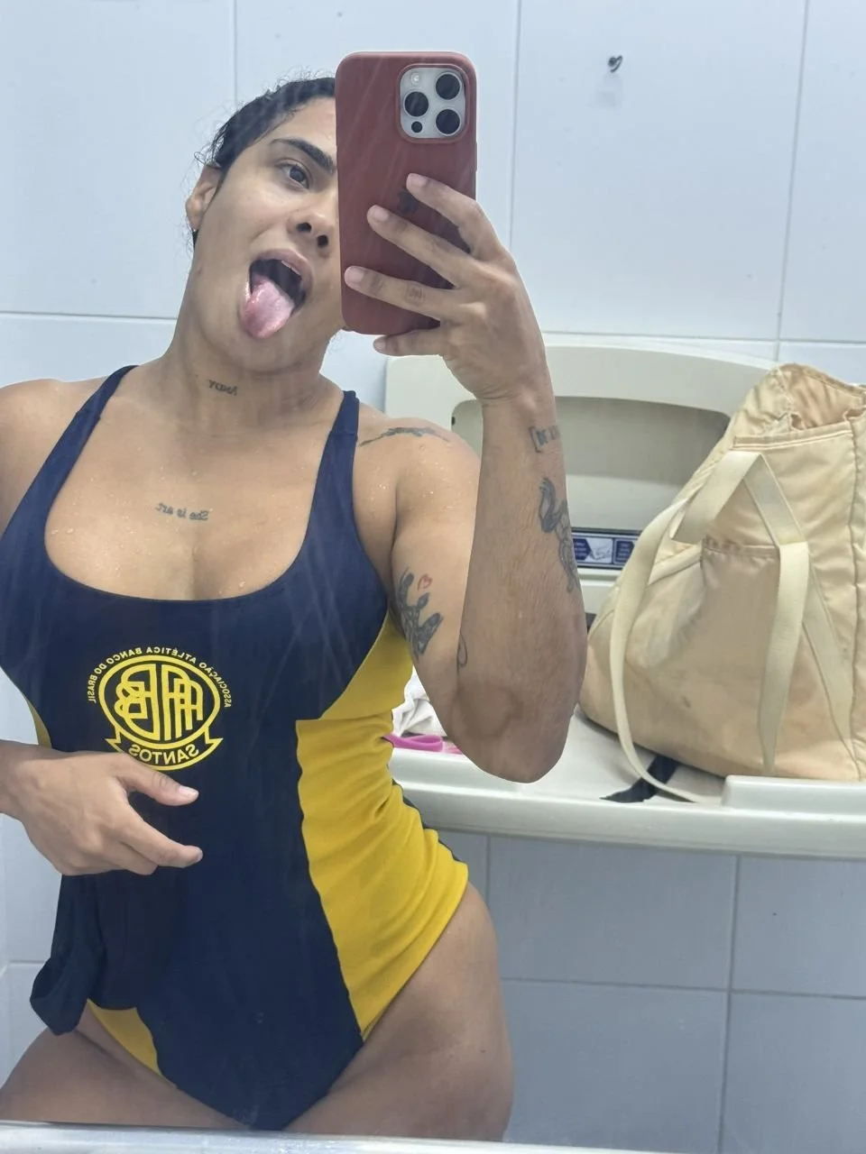 Até que enfim! Lutado de Jiu-jitsu vazada se exibindo e dando o cu image 2