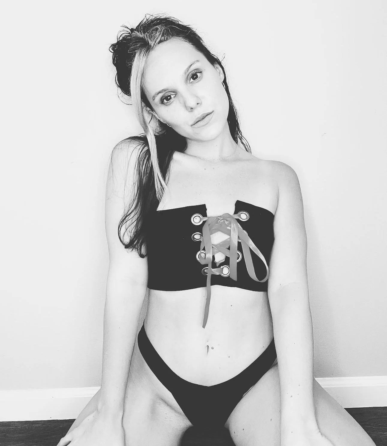 Moni image 2