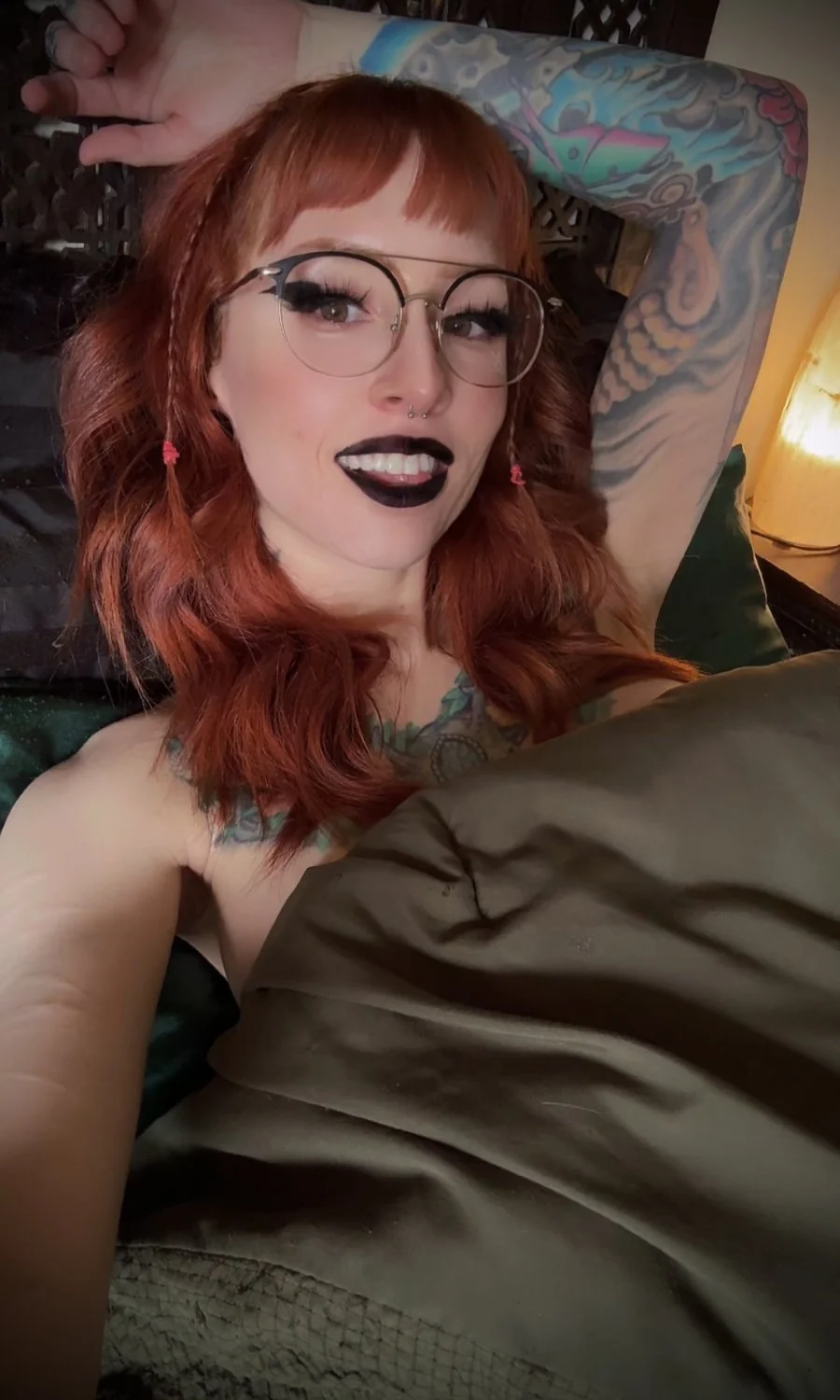 I'm in my bed waiting for you, why are you taking so long image 2