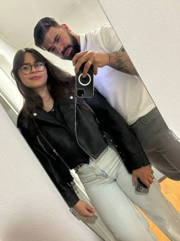 Novinha morena rabuda sentando gostoso no namorado main image