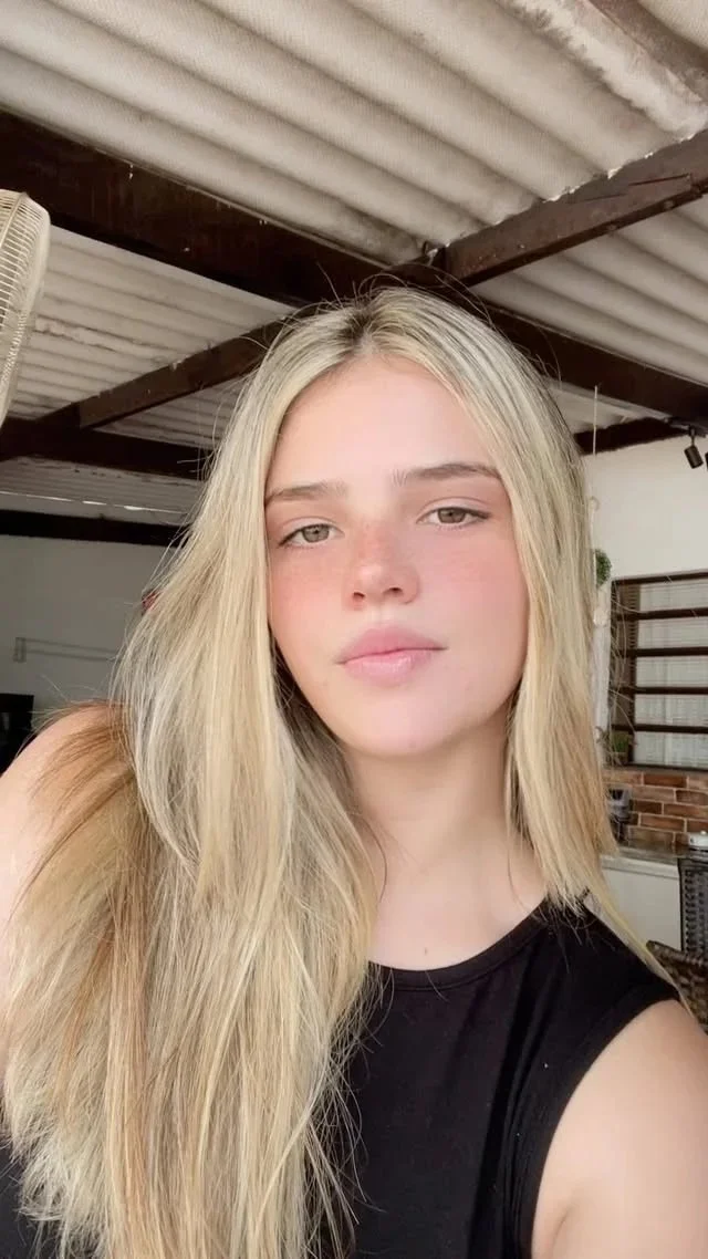 Isabela Soares Modelo image 19