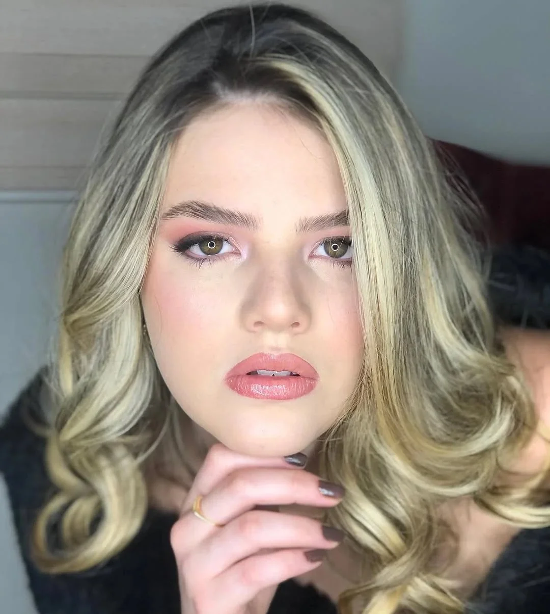 Isabela Soares Modelo image 23