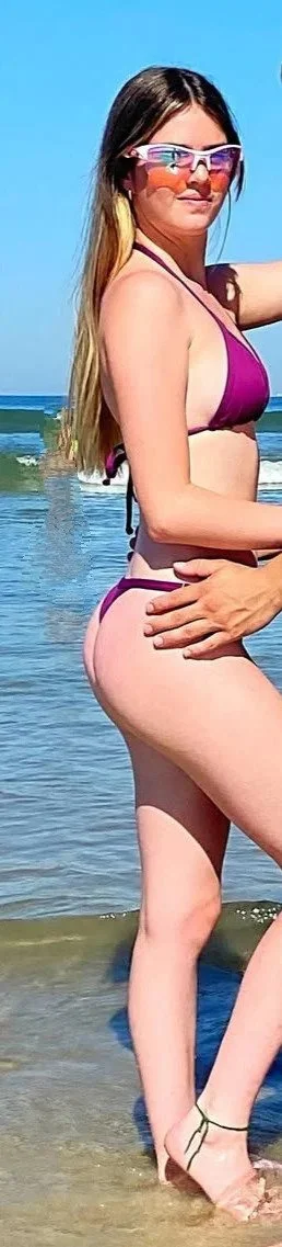 Isabela Soares Modelo image 30