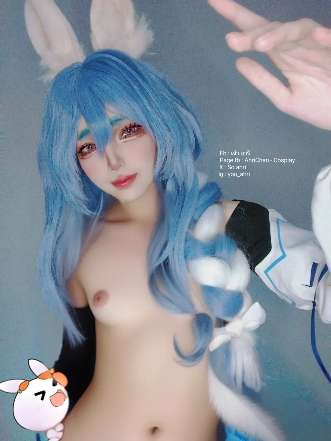 So Ahri Nude image 23
