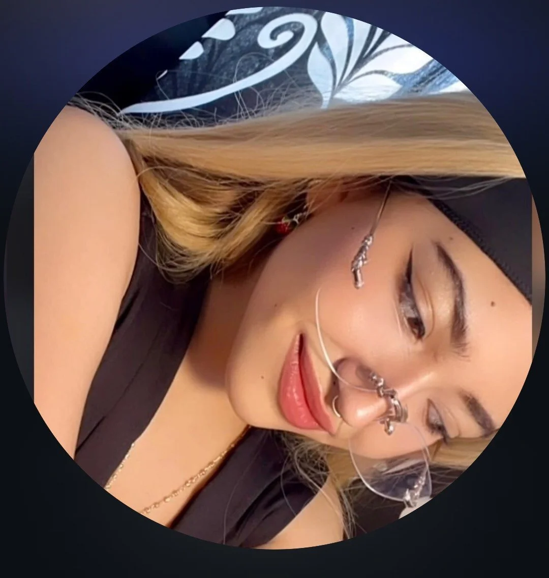 Wendy la sexy puta image 19