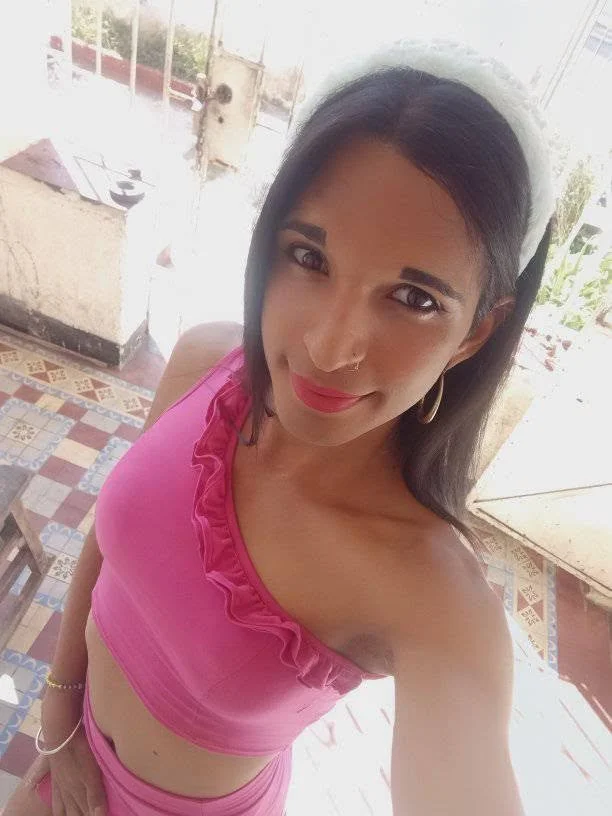 YOSI YOSI CHICA TRANS CUBANA SEXY image 11