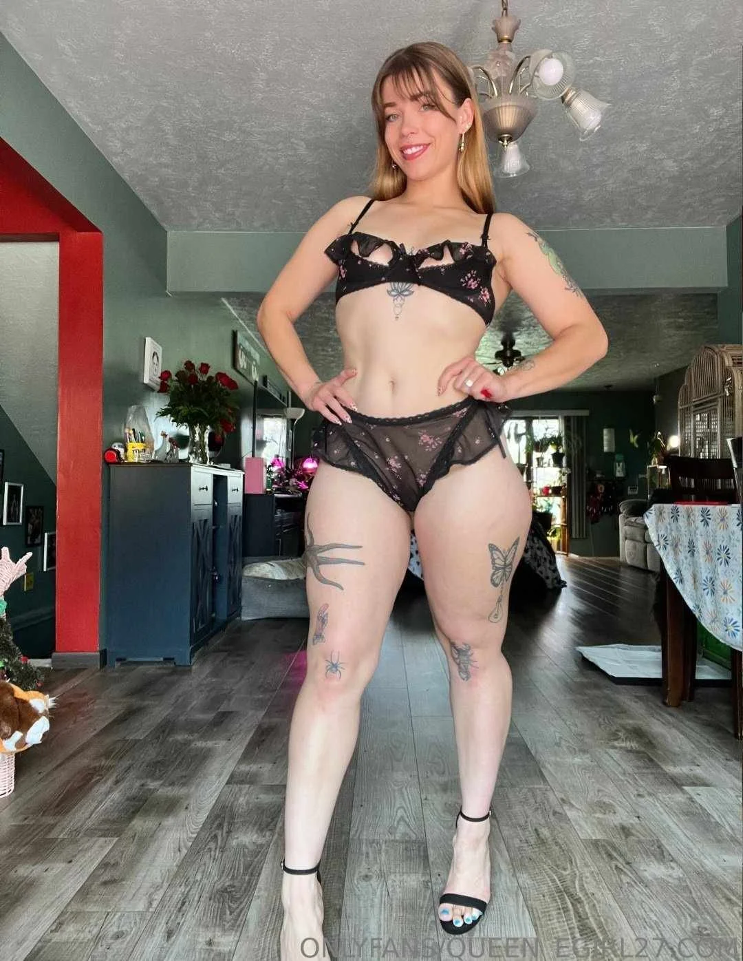 Outstanding Pawg Hottie! 😇🙏 image 4