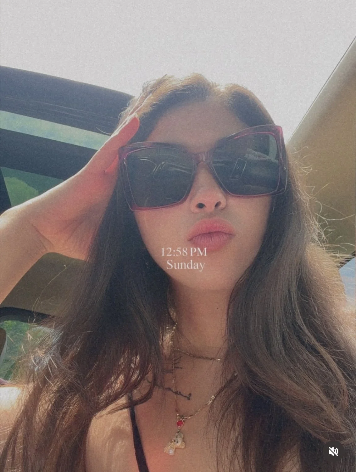 Hot latina 18yo image 1