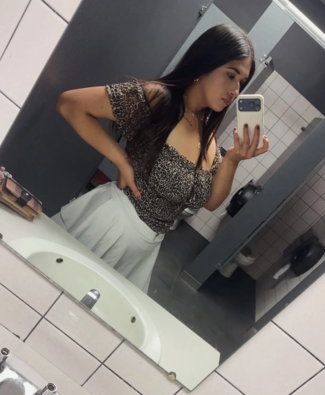 Hot latina 18yo image 2