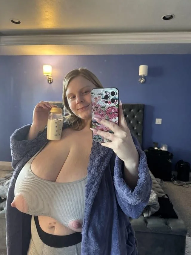 Massive Milkers Chunky Blonde image 2