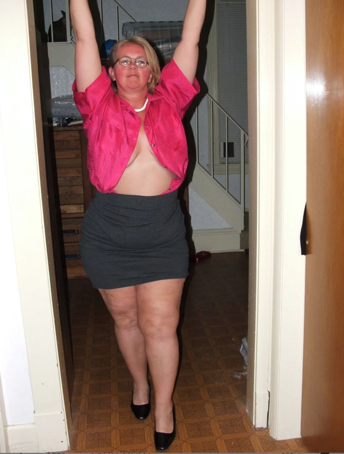 65yo Lu from Southern Illinois has,loves being your toy image 8