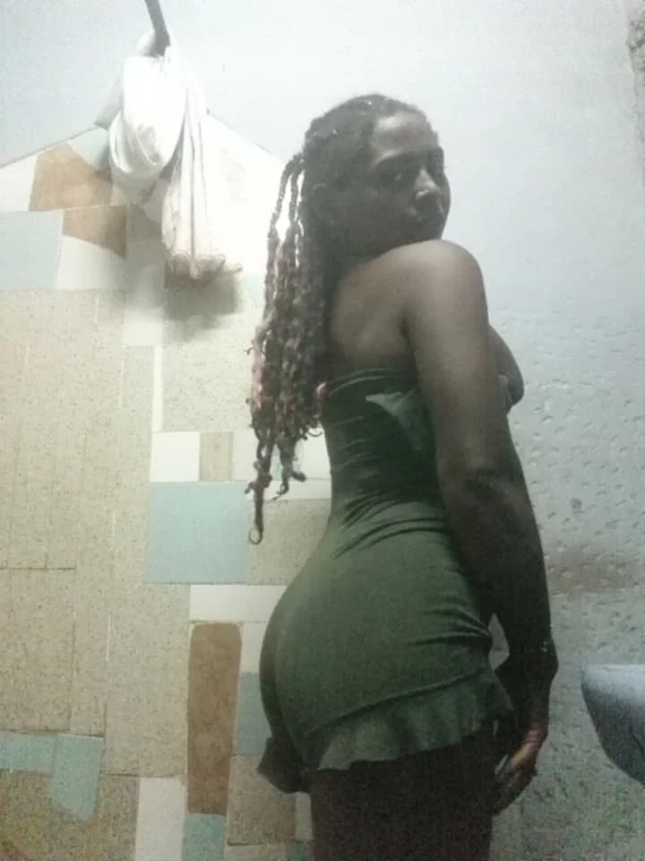 Cubana rica image 5
