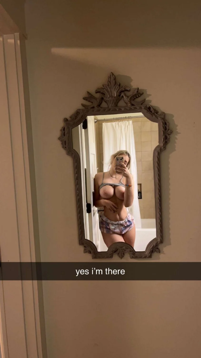 Alanya Party Girl image 26