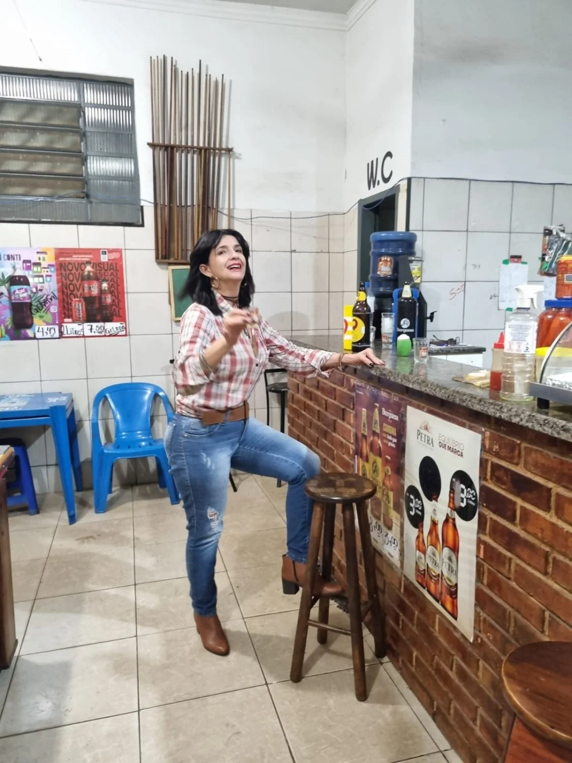 Coroa muito gostosa, adora se exibir com roupas de academia. Rabuda image 20