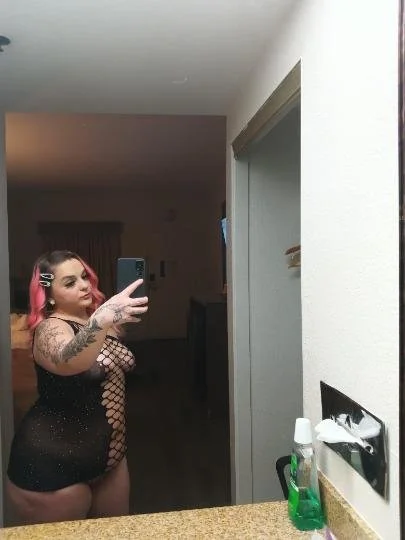 Snow bunny with FAT THICK ASS @ cocobaabyyy image 6