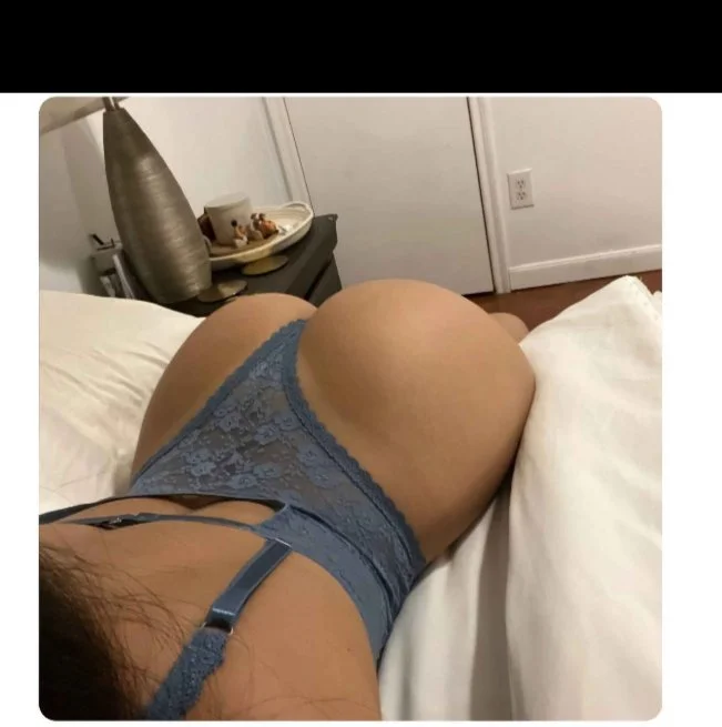 Gorgeous Latina Bop image 21