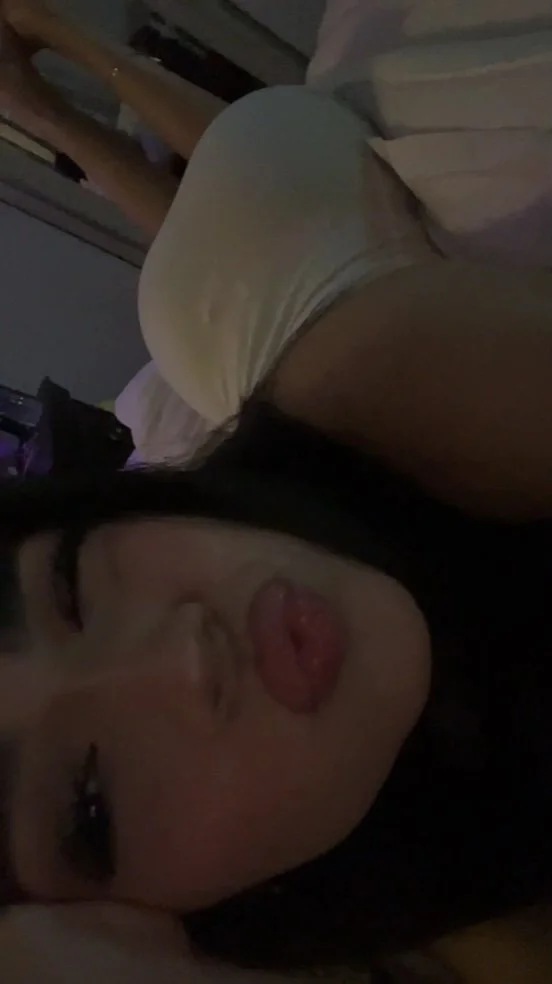 Gorgeous Latina Bop image 22
