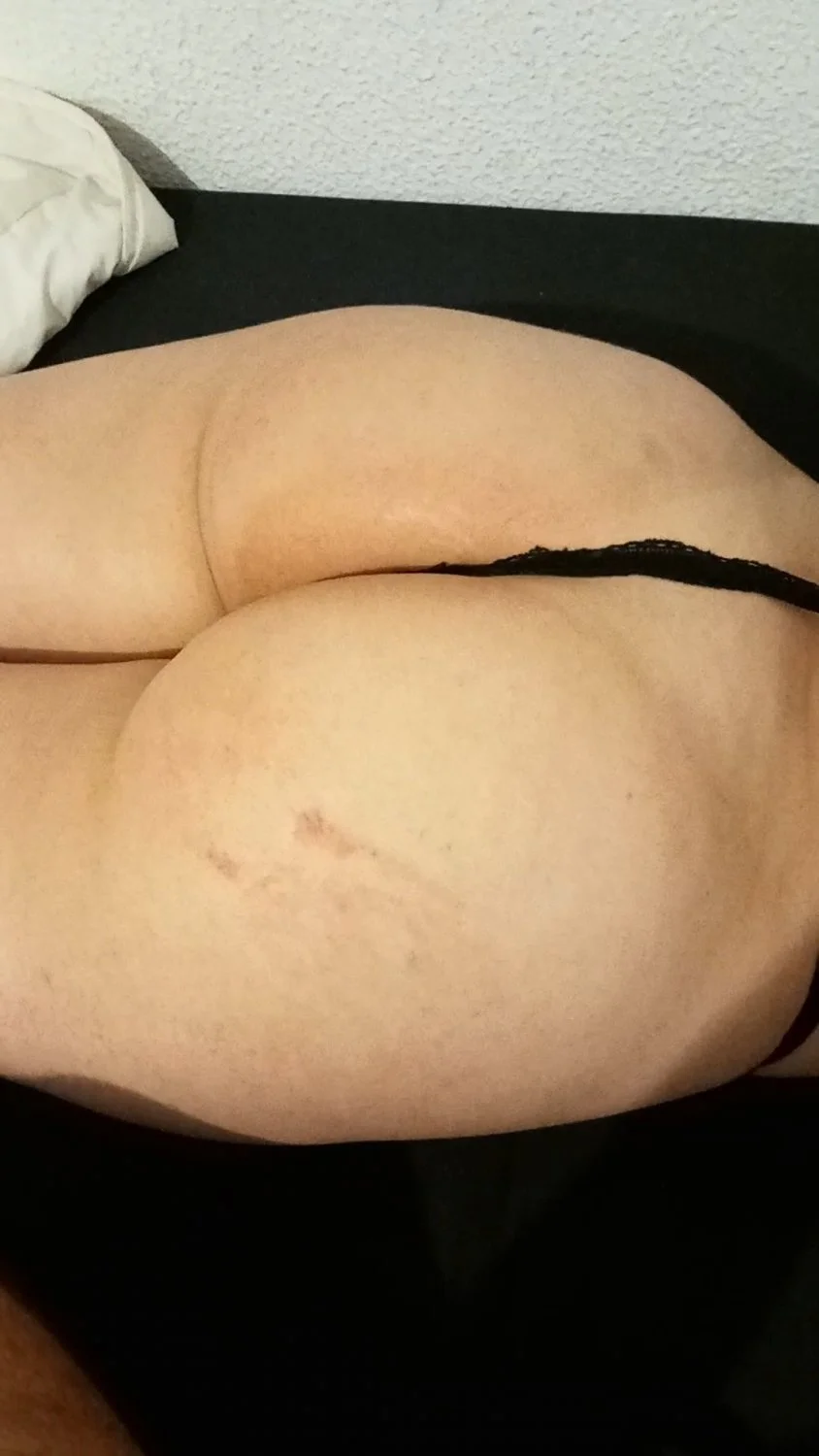 Maridão exibindo sua hotwife image 20