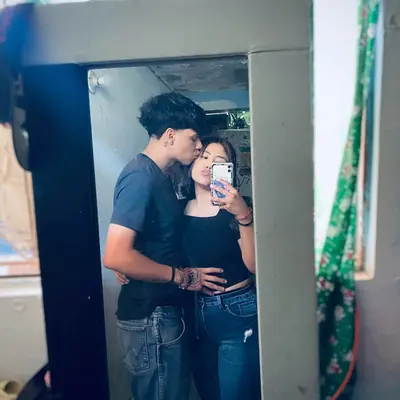 Novinha terminou o relacionamento e o ex vazou os nudes da safada! novinha, vazados, vazada, amador cover image
