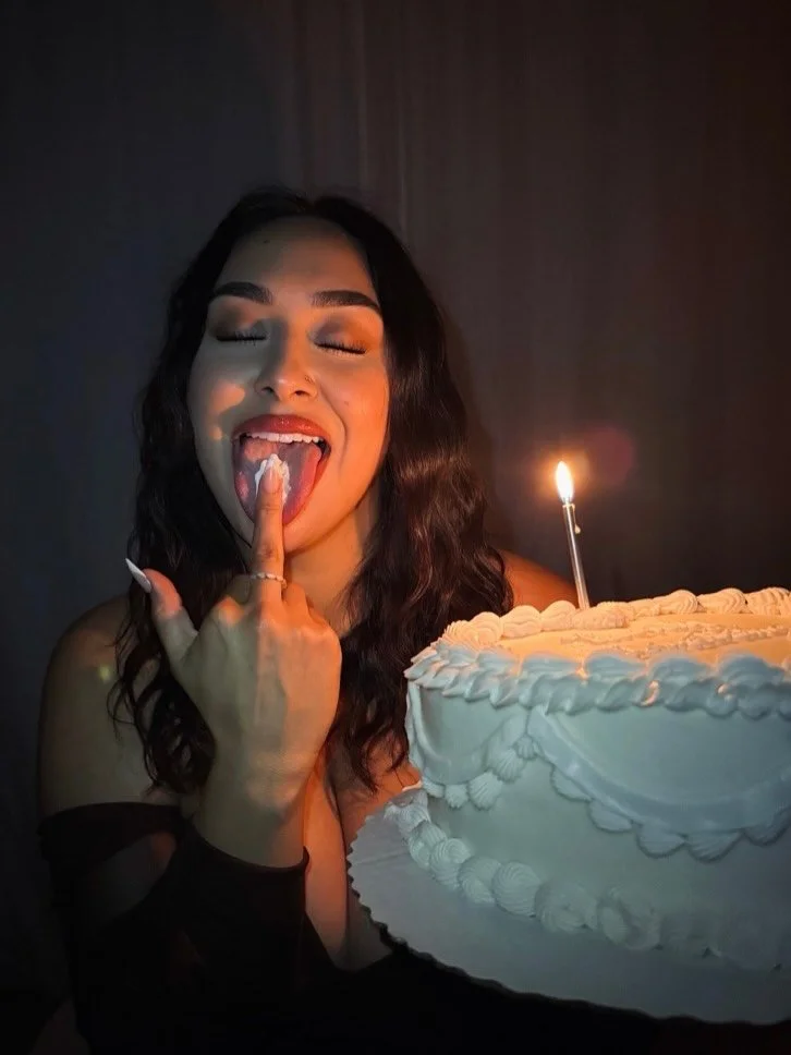 SoCal Latina Sluts shaking ass which one you tryna fuck first? image 3
