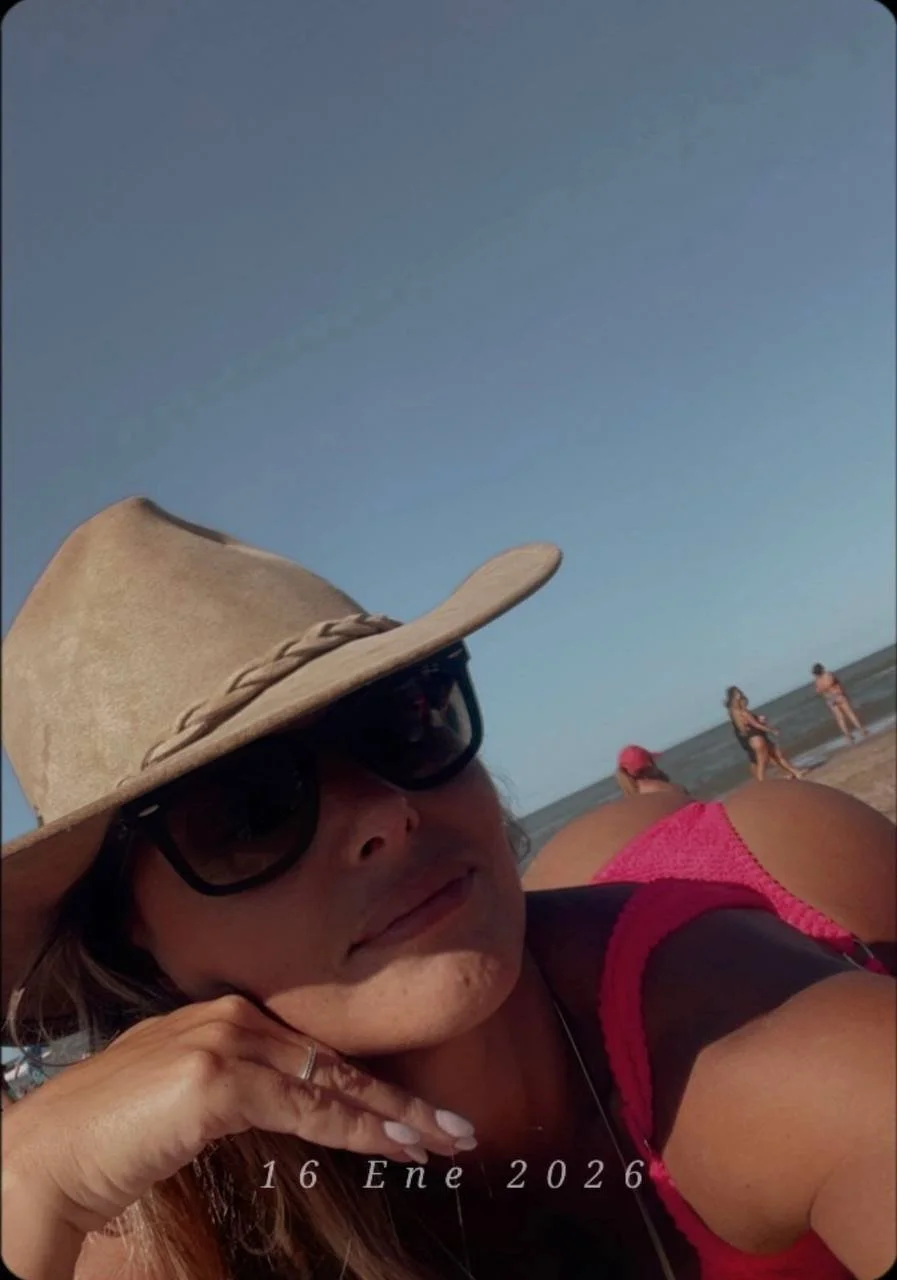 Milf de 40 se cree que tiene 18 🤤🤩🥵🔥❤️😍 image 43